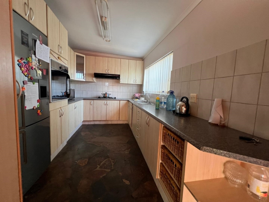 4 Bedroom Property for Sale in Kabega Park Eastern Cape